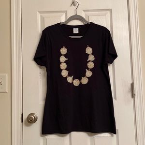 Port & Company Dark Blue Cotton Garlic Graphic Tshirt Large Slim Fit NEW w/o Tag